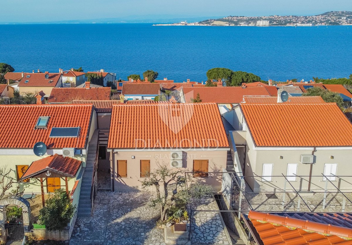 Umag, Crveni vrh! Hiša s čudovitim pogledom na morje!