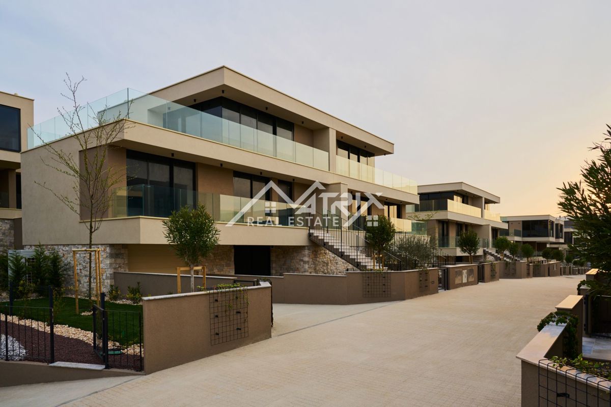 Savudrija, razkošna vila v elitnem letovišču