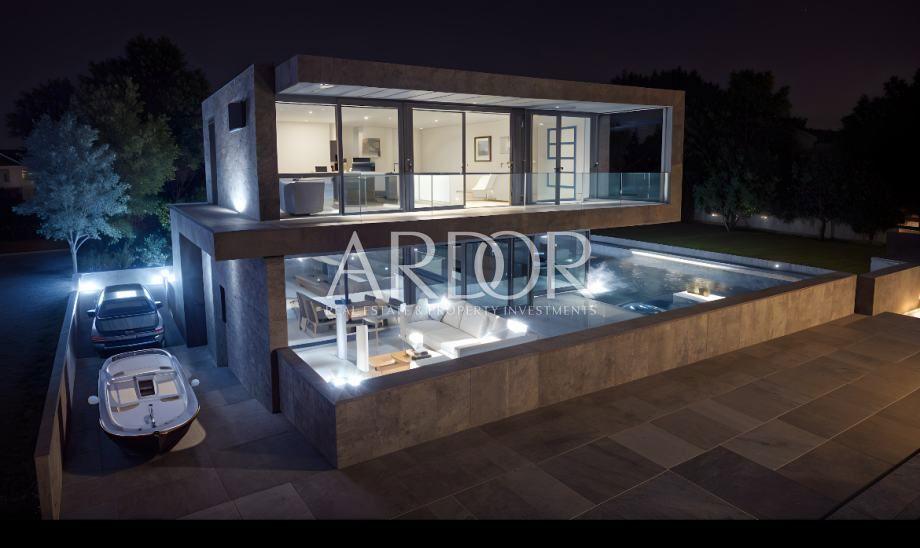 Vila Crveni Vrh, Umag, 180m2